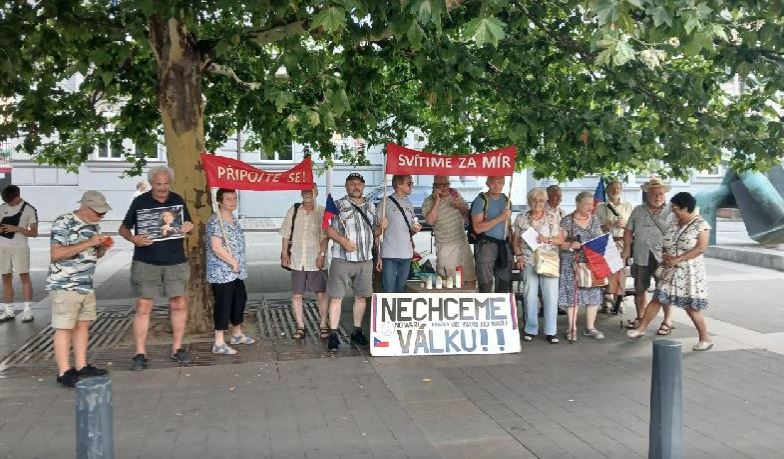 Protesty proti válce a za mír